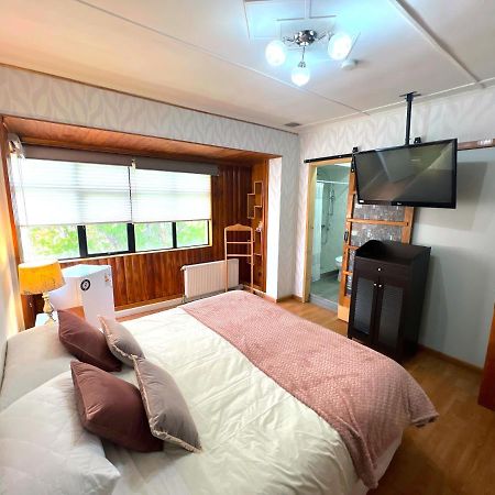 Ferienwohnung Incredible Downtown Duplex With Interior Backyard Punta Arenas Exterior foto