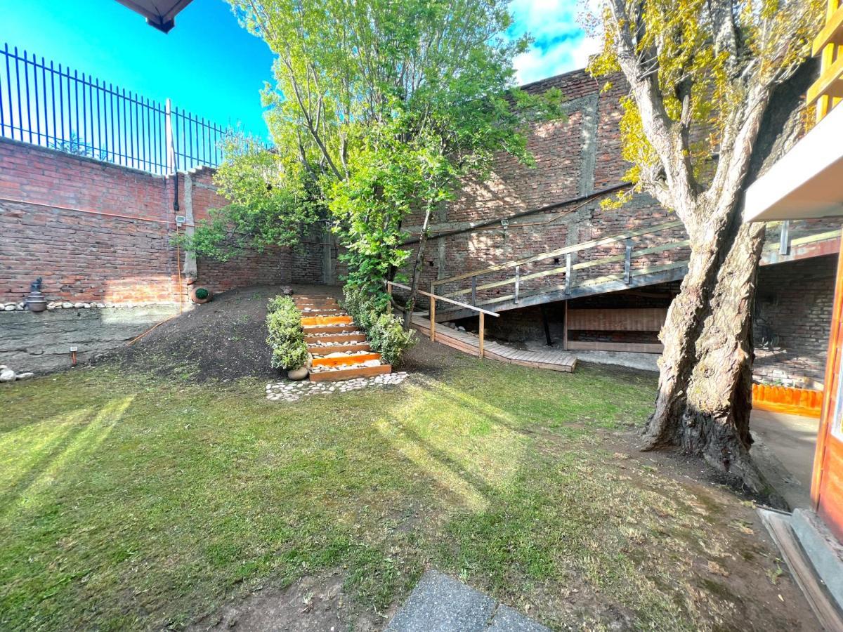 Ferienwohnung Incredible Downtown Duplex With Interior Backyard Punta Arenas Exterior foto