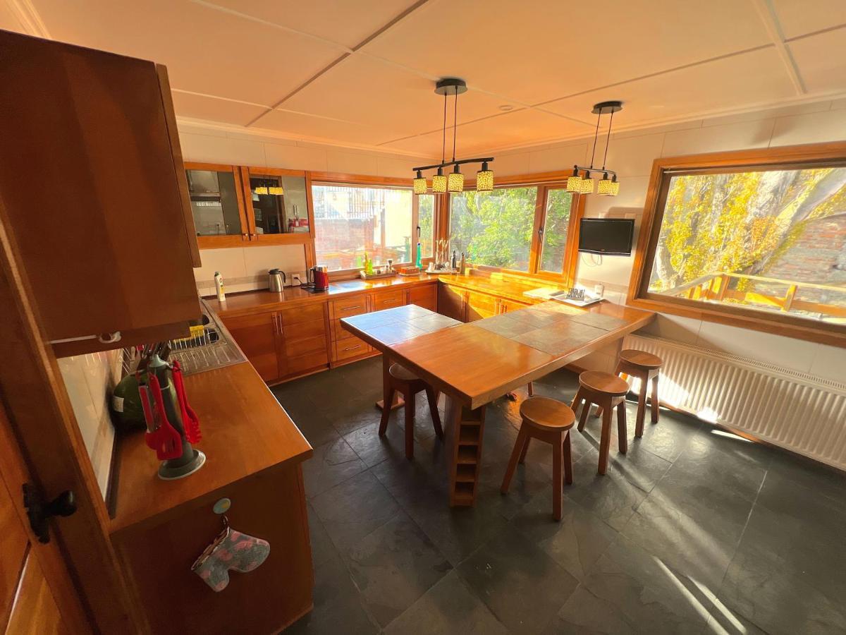 Ferienwohnung Incredible Downtown Duplex With Interior Backyard Punta Arenas Exterior foto