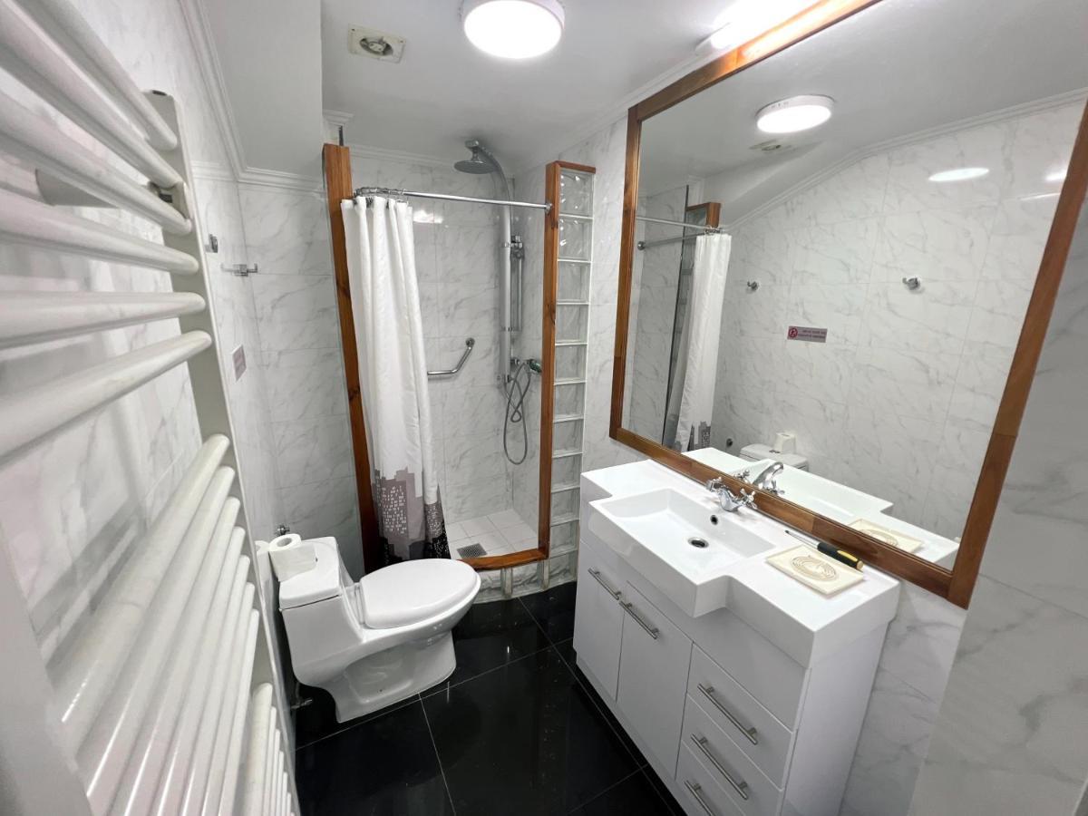 Ferienwohnung Incredible Downtown Duplex With Interior Backyard Punta Arenas Exterior foto