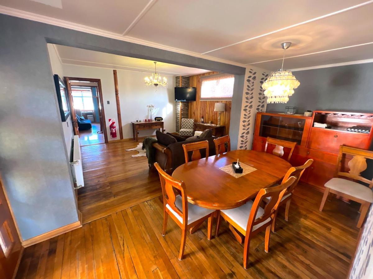 Ferienwohnung Incredible Downtown Duplex With Interior Backyard Punta Arenas Exterior foto